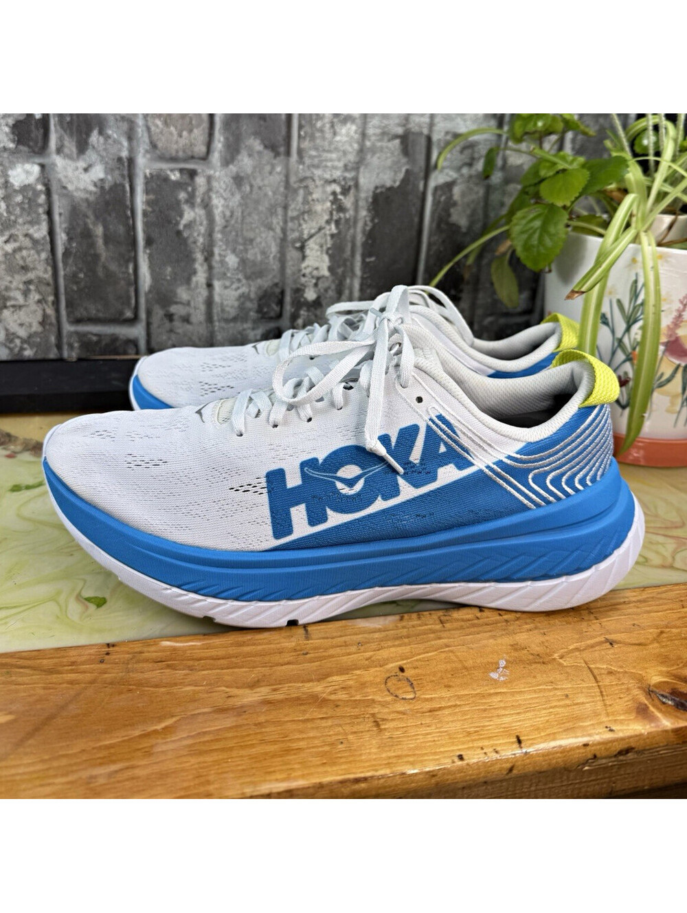 HOKA ONE ONE Carbon X White/Blue/Yellow Solid Low Top Lace-Up Sneaker